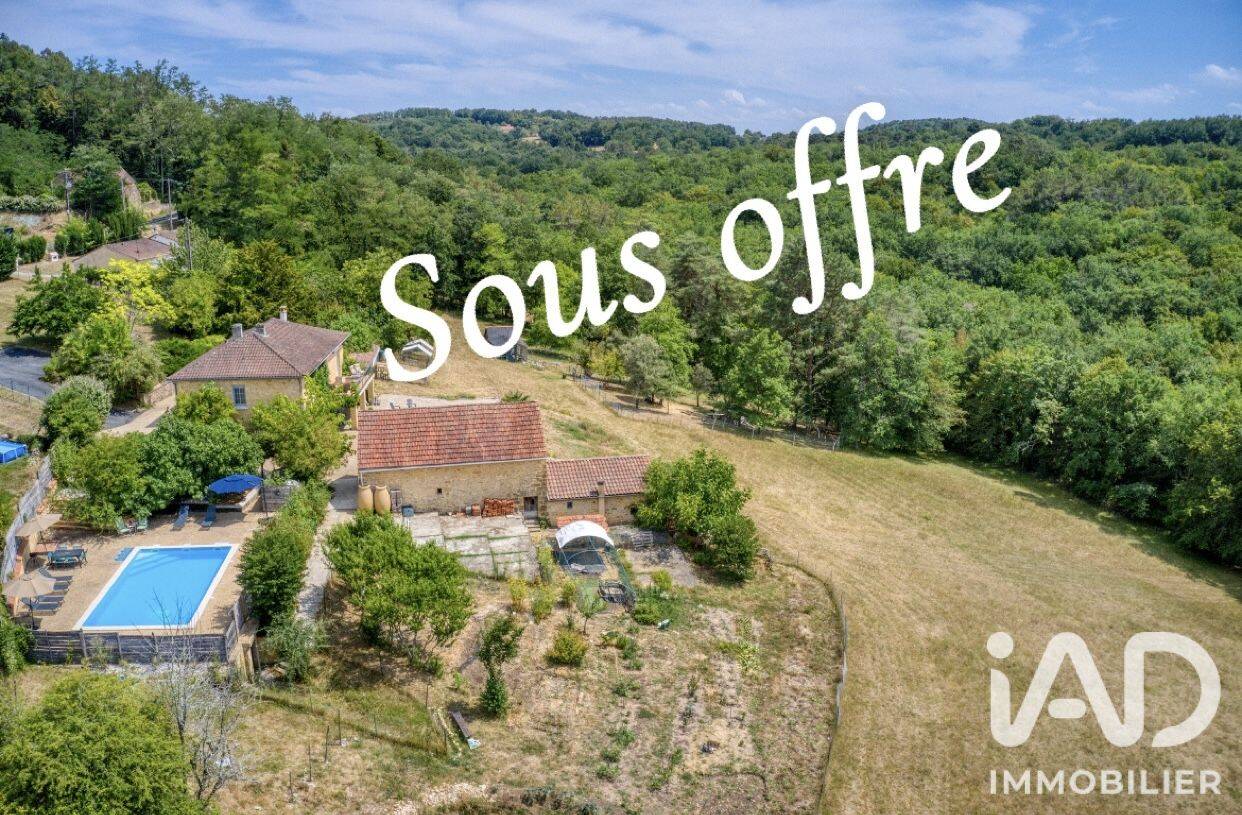 Maison 8 pièces 202 m² · à Sarlat-la-Canéda · 202 m² · 384 000 €