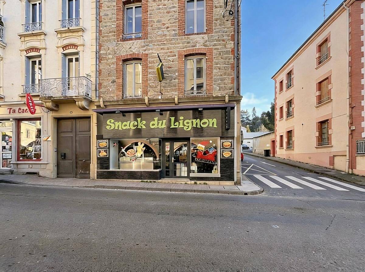 Maison 8 pièces 190 m² · à Boën-sur-Lignon · 190 m² · 210 000 €