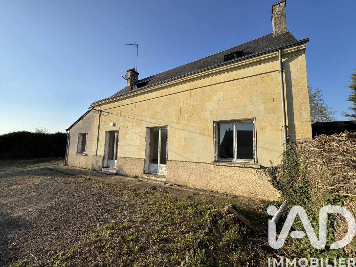 Maison 5 pièces 93 m² · à Saint-Nicolas-de-Bourgueil · 93 m² · 136 000 €