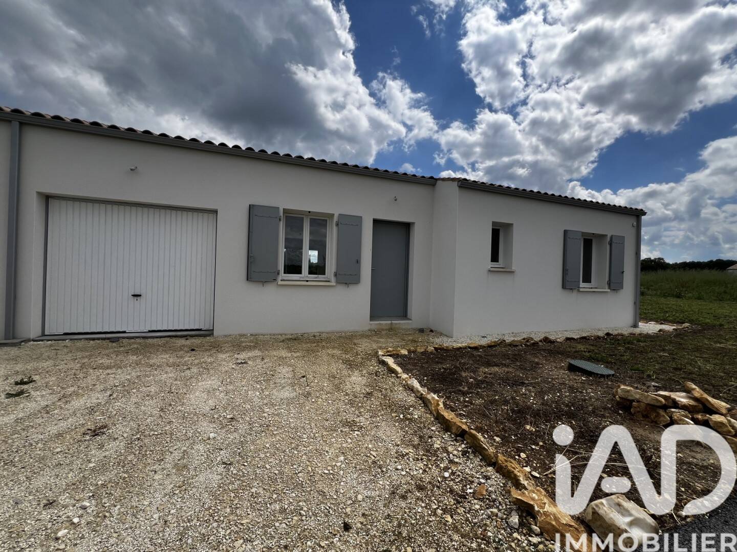Maison 4 pièces 83 m² · à Port-d'Envaux · 83 m² · 230 000 €