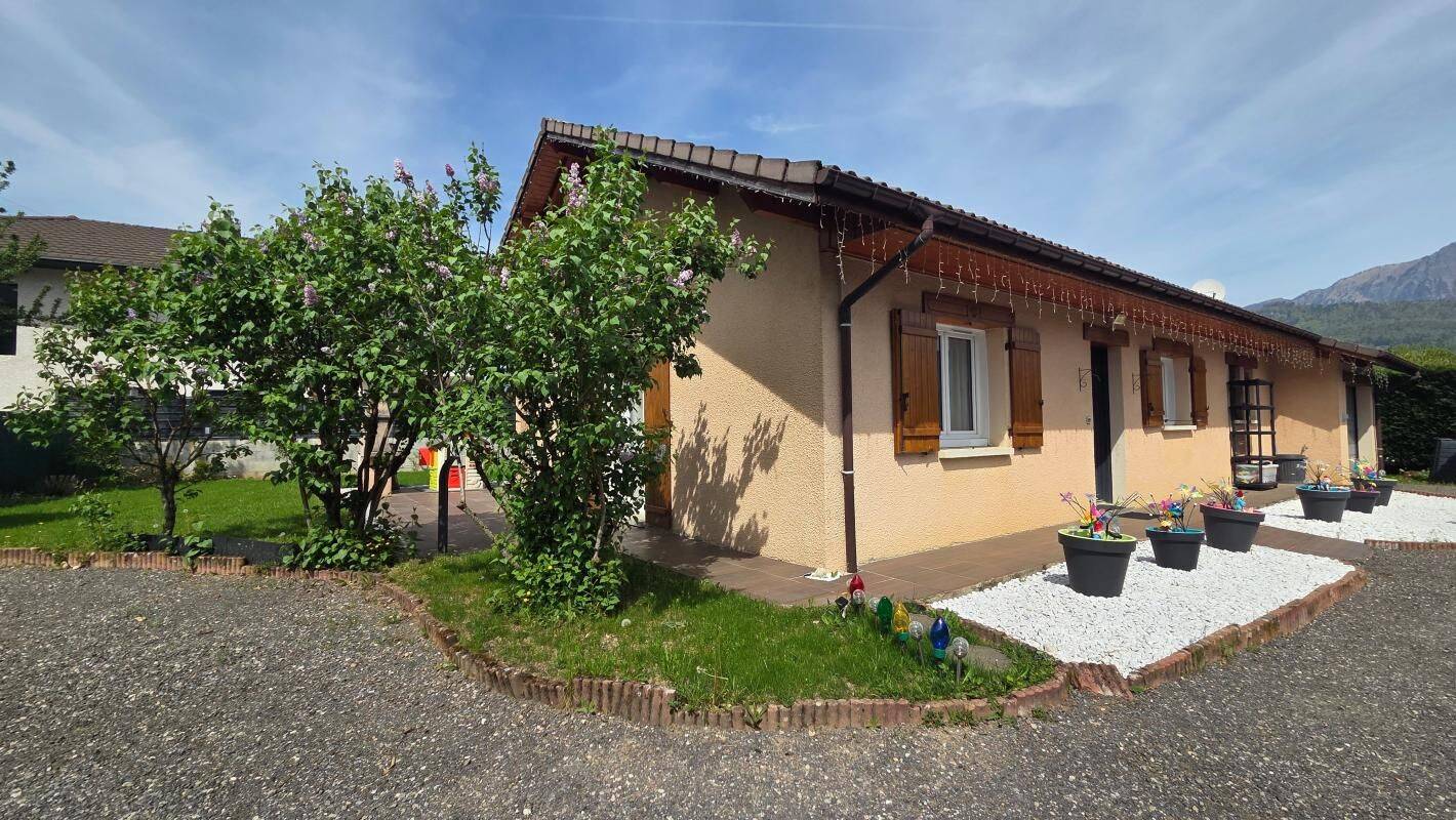 Maison 4 pièces 100 m² · à Scionzier · 100 m² · 398 000 €