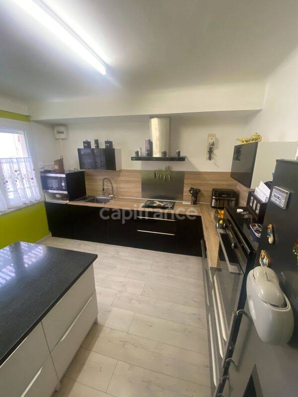 Maison 8 pièces 160 m² · à Decazeville · 160 m² · 175 000 €
