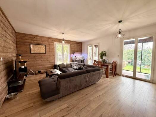 Maison de plain-pied à vendre 287 000 € 5 pièces 3 chambres 94,6 m² 1 164 m² de terrain Montgiscard 31450