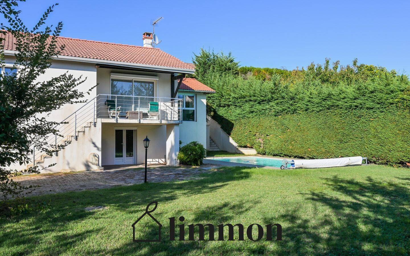 Maison 6 pièces 211 m² · à Cailloux-sur-Fontaines · 211 m² · 719 000 €