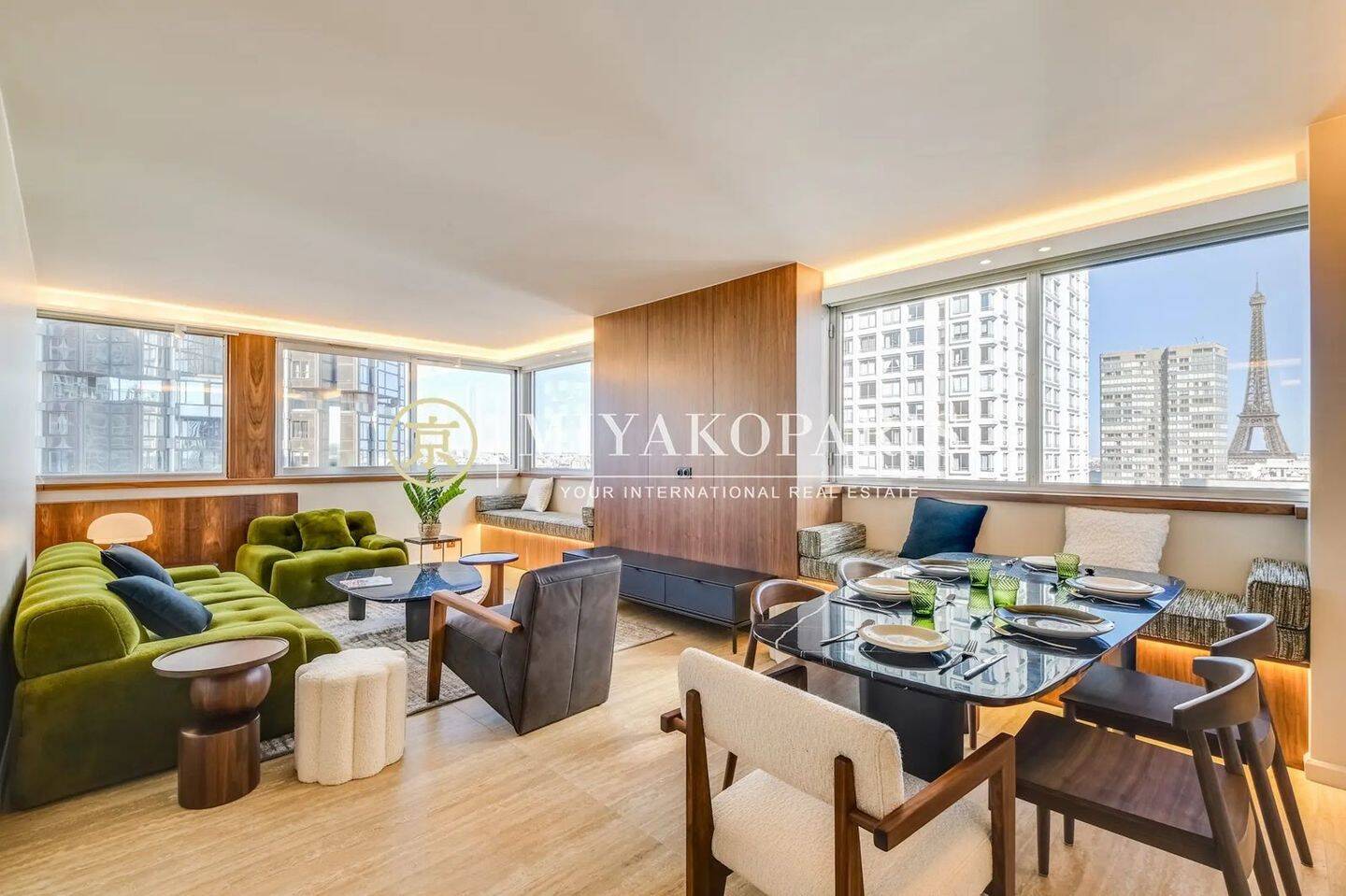 Appartement 5 pièces 95 m² · à Paris 15ème Arrondissement · 95 m² · 1 200 000 €