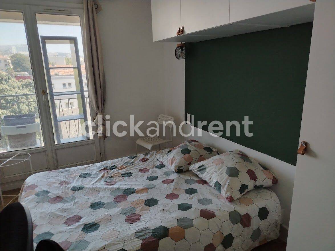 4 pièces 65 m² · à Marseille 9ème Arrondissement · 64,8 m² · 545 €
