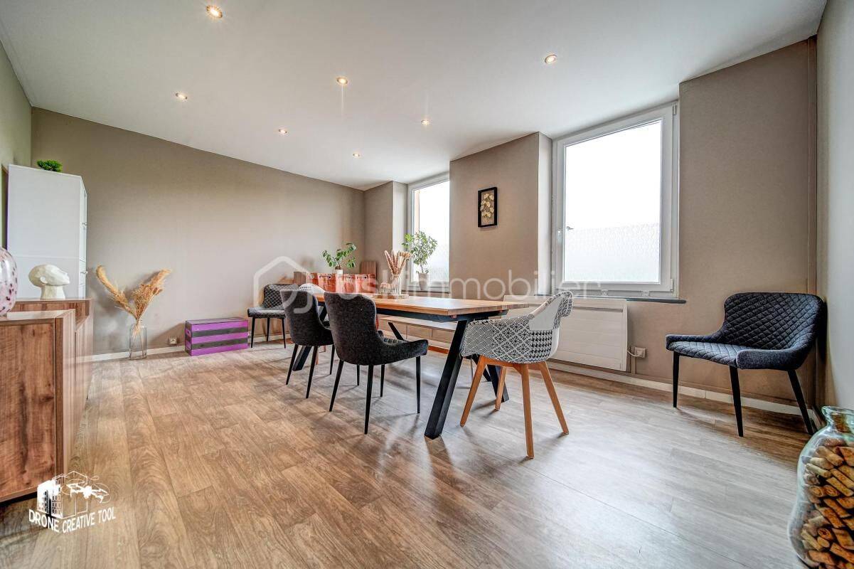 Appartement 6 pièces 149 m² · à Homécourt · 149 m² · 176 000 €