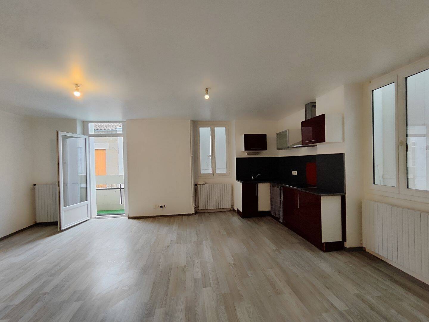 Maison 5 pièces 102 m² · à Miramont-de-Guyenne · 101,8 m² · 86 000 €