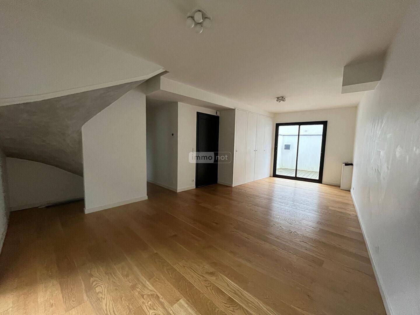 Maison — 1