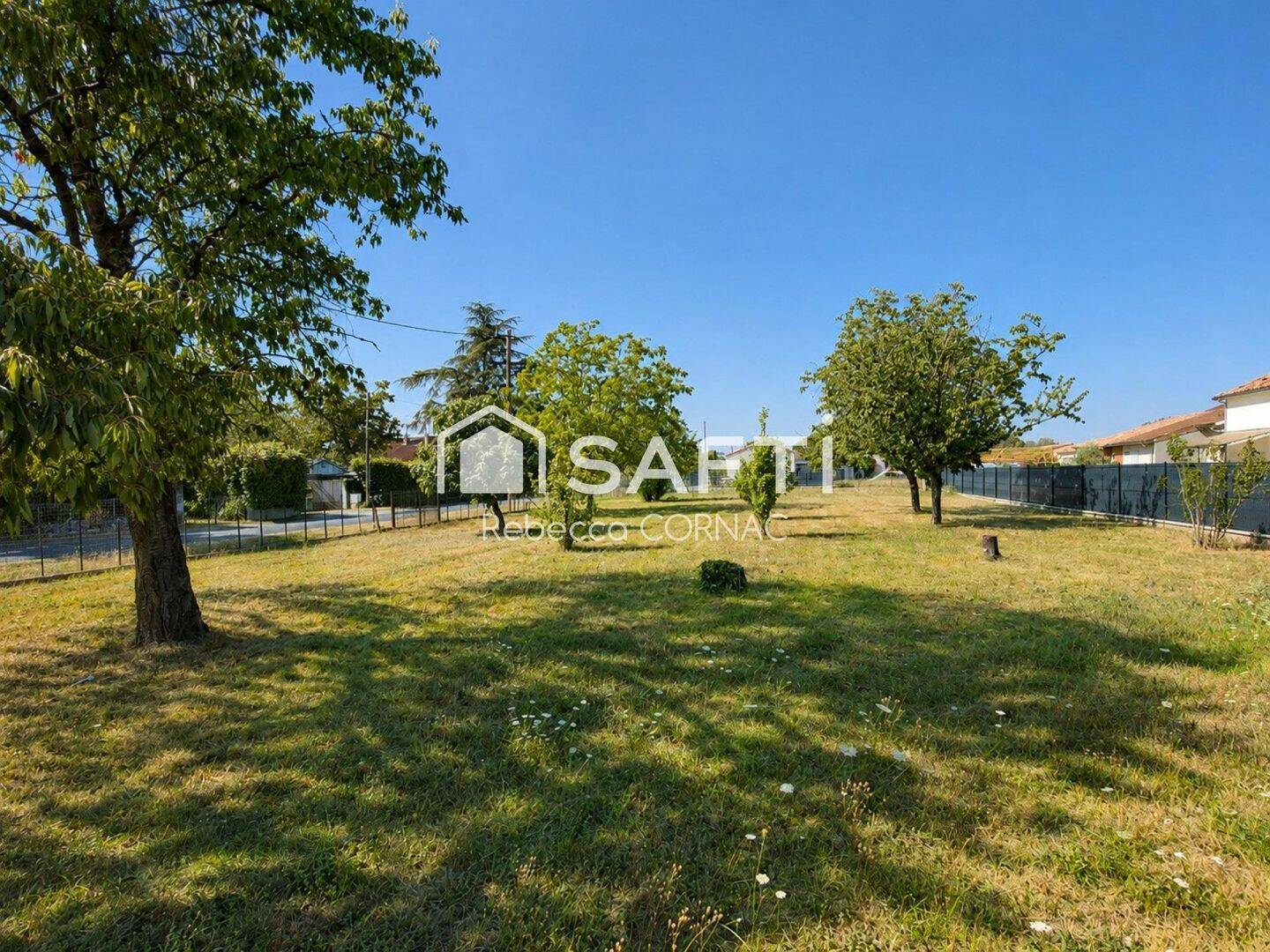 Terrain de 894 m² à Montans - photo 2