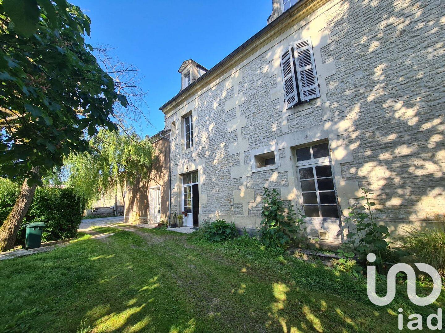 Maison 7 pièces 181 m² · à Massac · 181 m² · 233 000 €