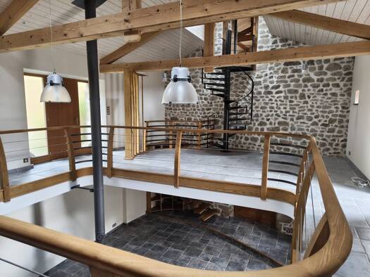 Maison à vendre 490 000 € 7 pièces 4 chambres 300 m² 2 300 m² de terrain Saint-Privat-du-Fau 48140