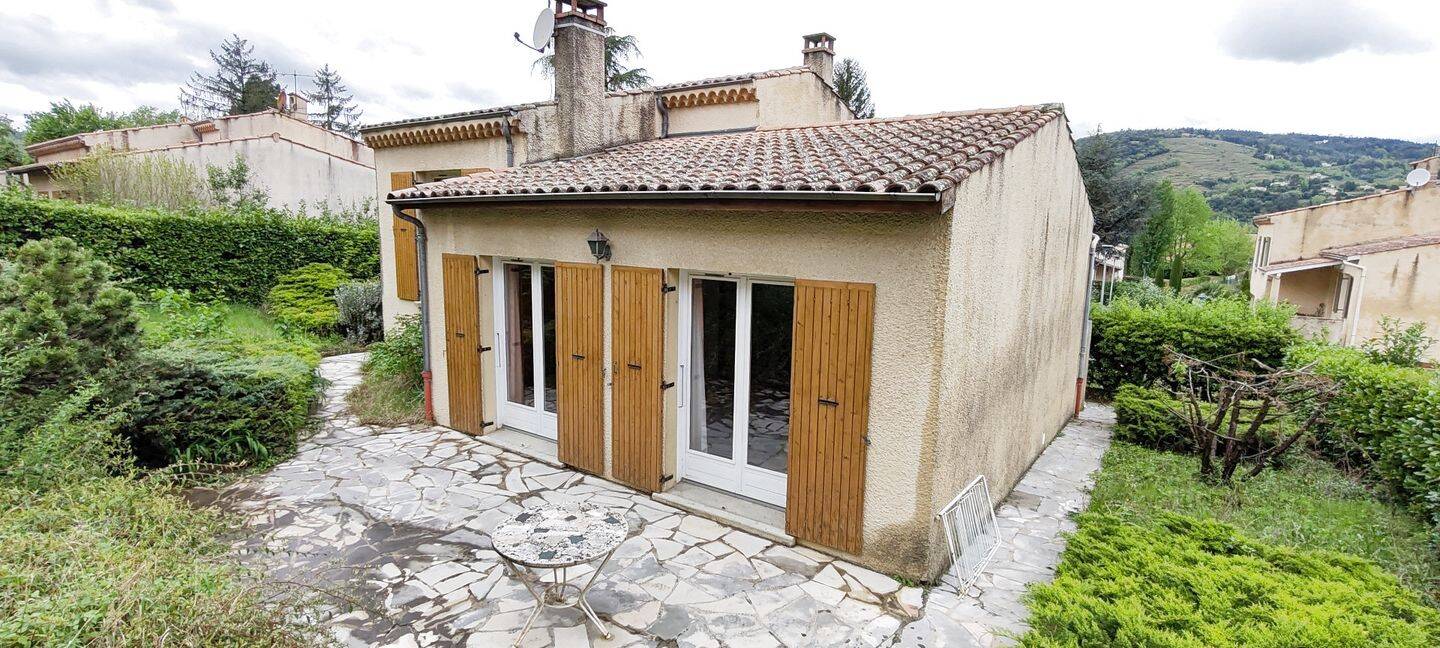 Maison 6 pièces 105 m² · à Tournon-sur-Rhône · 105 m² · 235 000 €