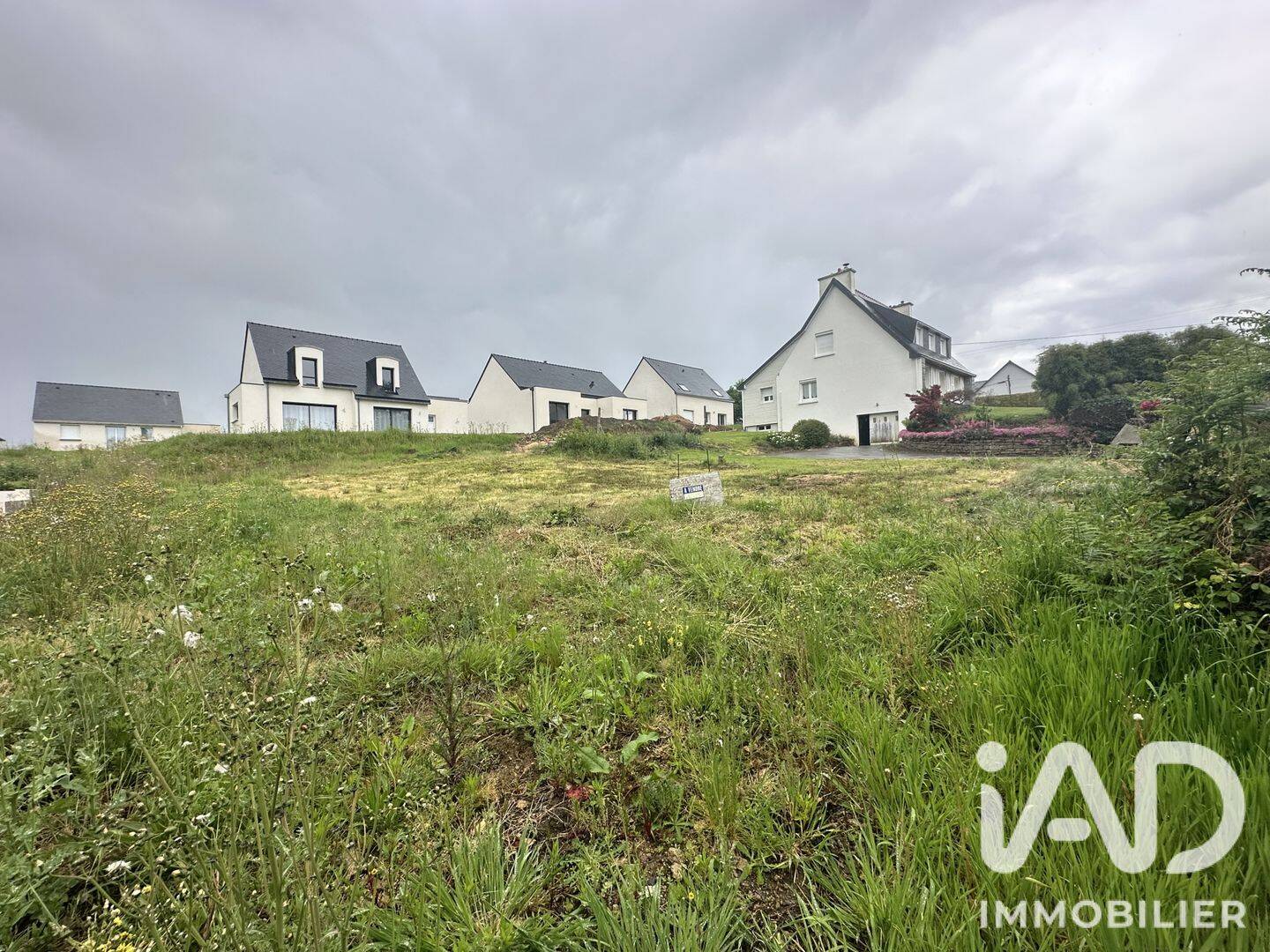 Terrain de 480 m² à Saint-Yvi - photo 2