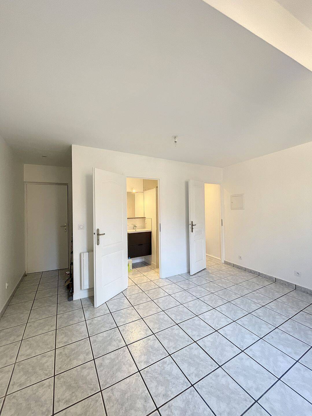 Appartement 1 pièce 25 m² · à Neuville-sur-Saône · 25 m² · 120 000 €