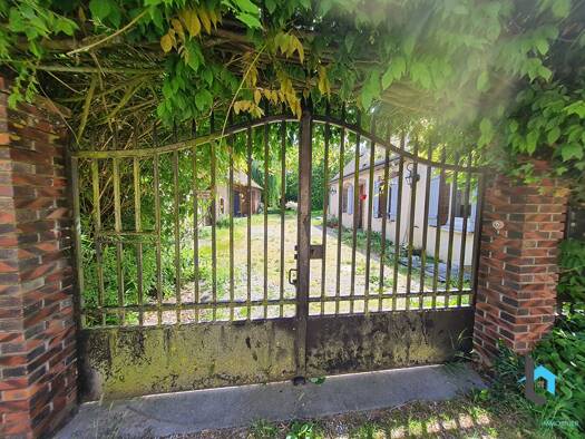 Maison à vendre 225 750 € 5 pièces 2 chambres 110 m² 810 m² de terrain Illiers-Combray 28120