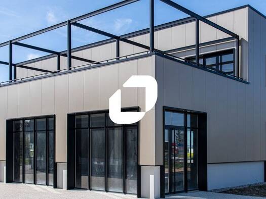 Local commercial à vendre 2 628 330 € 3 601 m² de surface de vente divisible Toussieu 69780