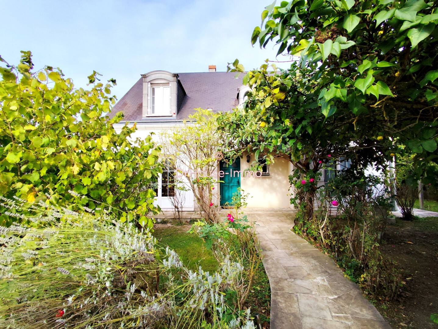 Maison 5 pièces 144 m² · à Vendôme · 144 m² · 327 540 €