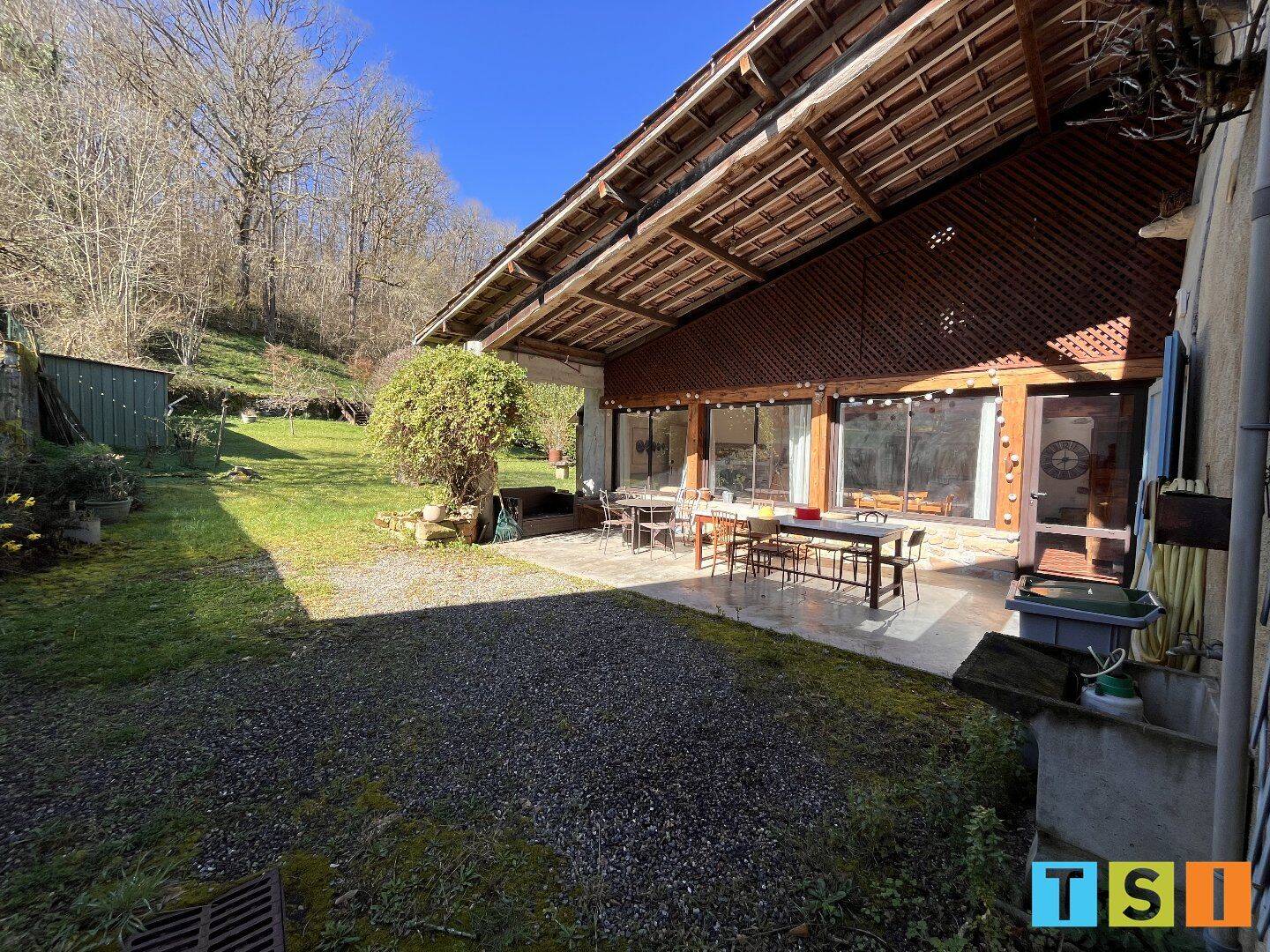 Maison 4 pièces 175 m² · à Saint-Marcet · 175 m² · 141 000 €