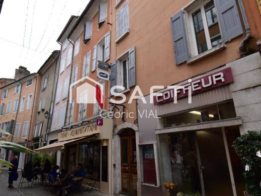 Appartement à vendre 65 000 € 2 pièces 1 chambre 45 m² Étage 3/3 Centre Ville Digne-les-Bains 04000