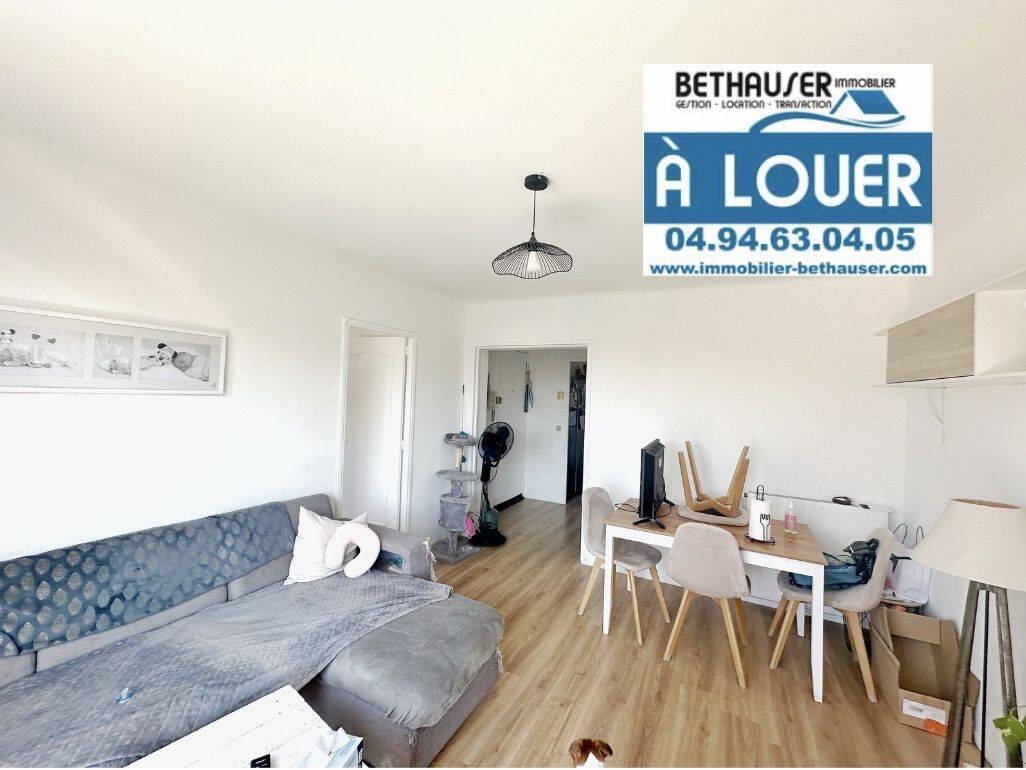 Appartement 4 pièces 65 m² · à Toulon · 65 m² · 871 €
