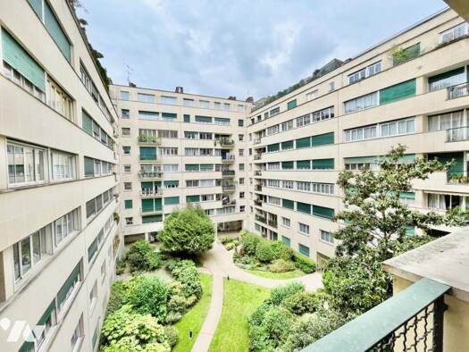 Appartement à vendre 780 000 € 3 pièces 2 chambres 69 m² 4ème étage Paris 17ème arrondissement 75017