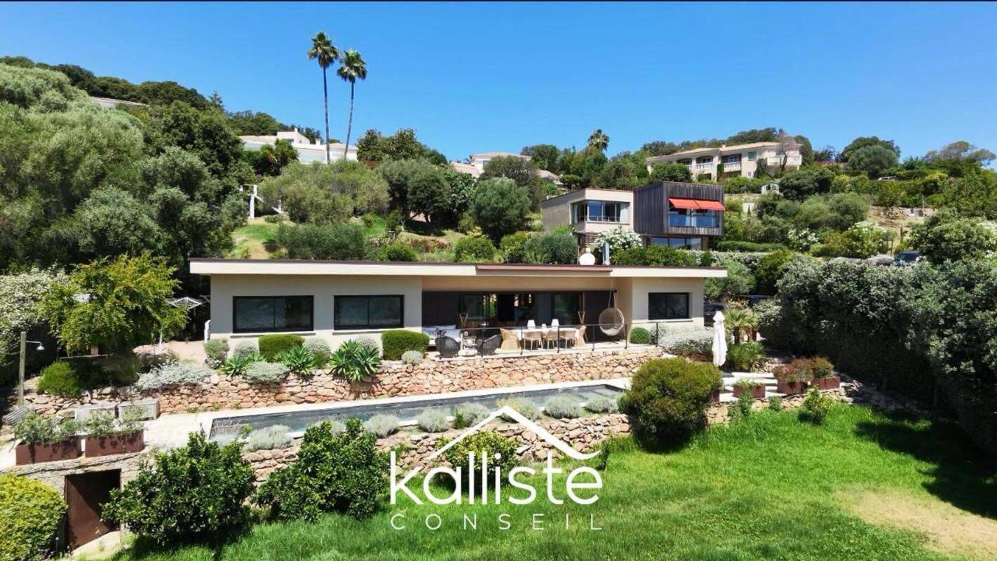 Maison 4 pièces 111 m² · à Ajaccio · 111 m² · 1 450 000 €