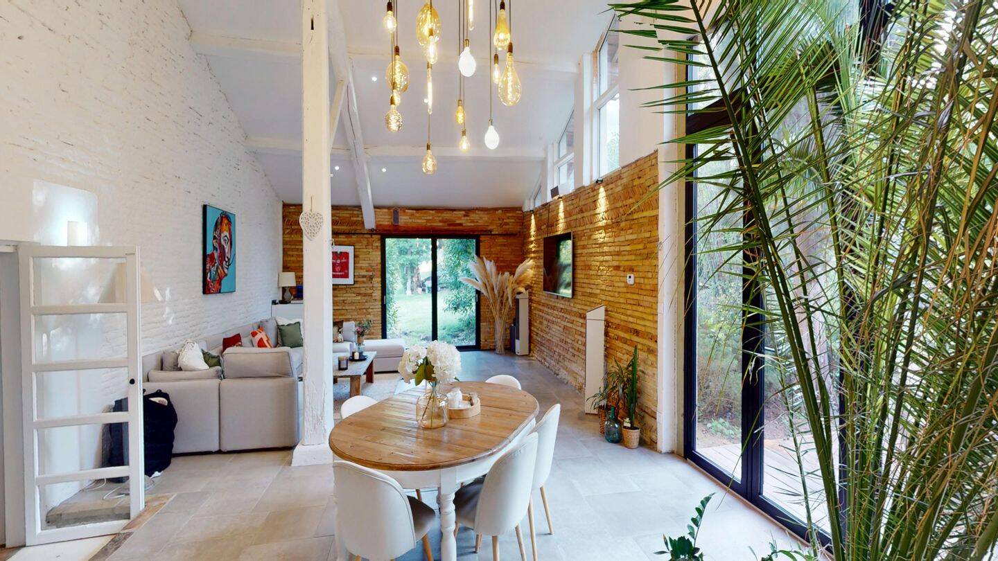 Maison 8 pièces 408 m² · à Beaupuy · 408 m² · 787 000 €