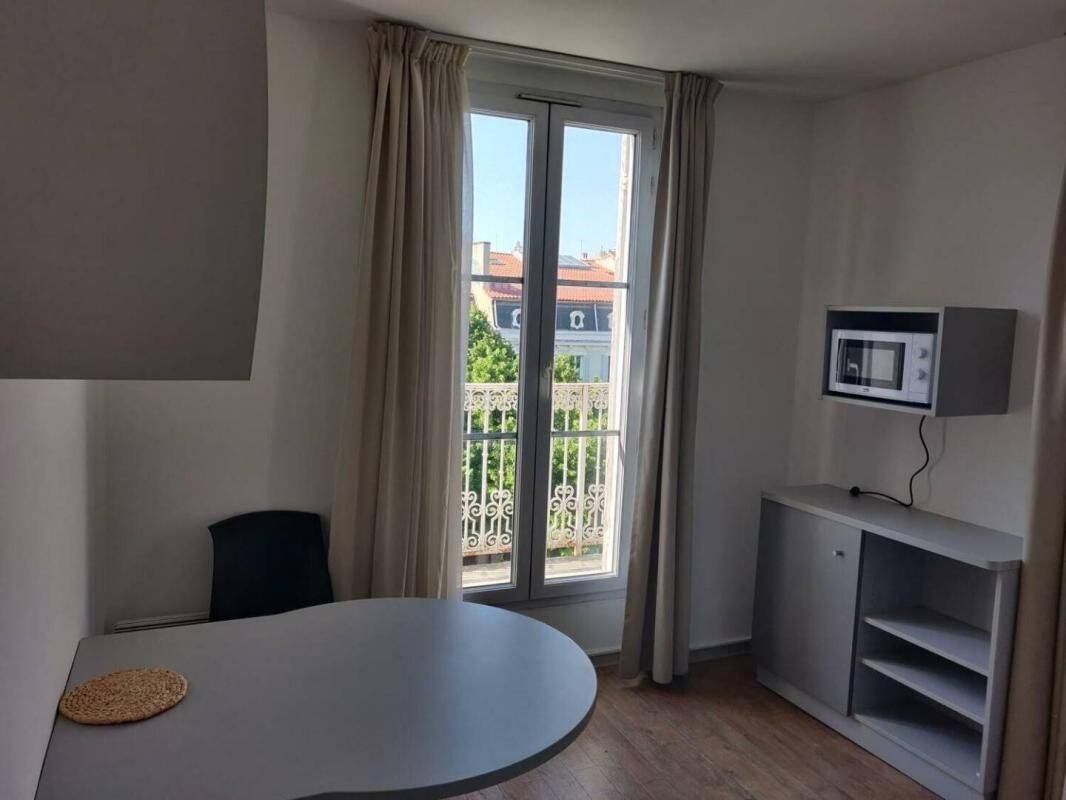 Appartement 1 pièce 15 m² · à Marseille 1er Arrondissement · 15 m² · 497 €