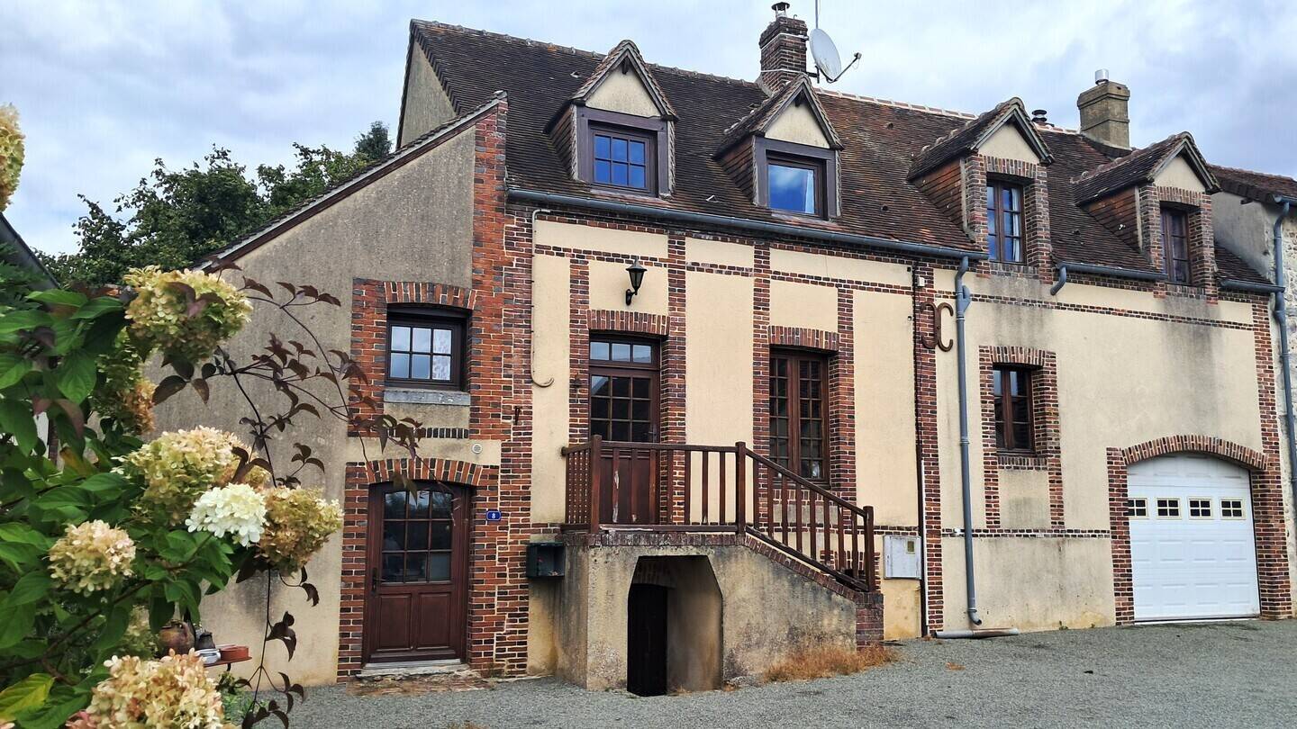Maison 5 pièces 125 m² · à Tourouvre au Perche · 125 m² · 127 500 €