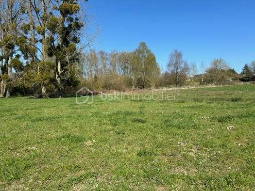 Terrain constructible à vendre 58 000 € 821 m² de terrain Thourotte 60150