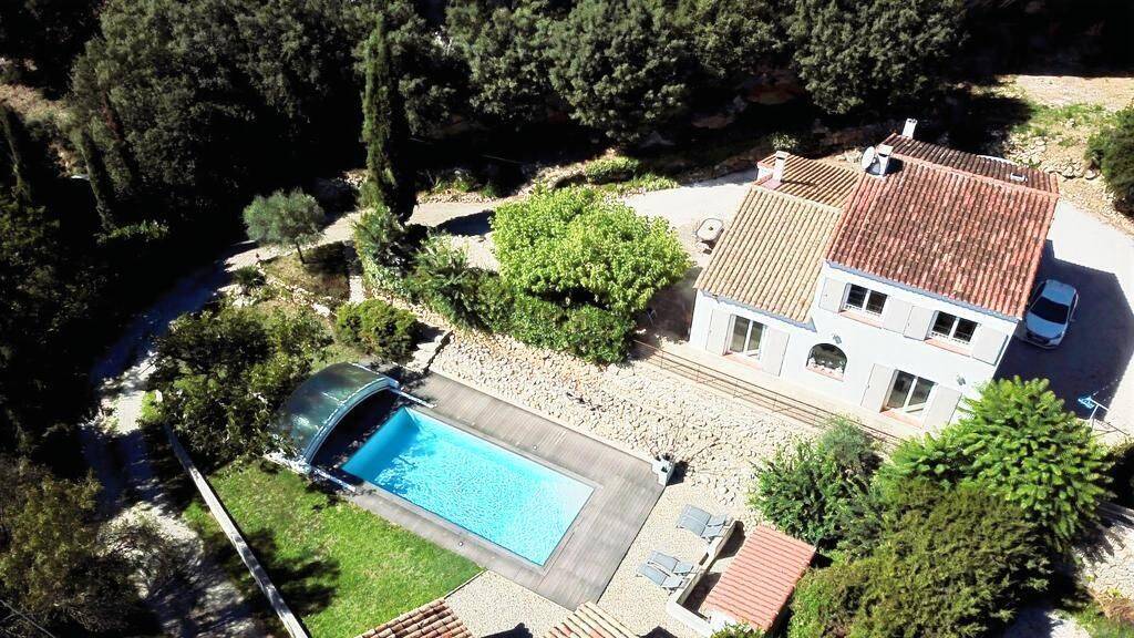Maison 5 pièces 155 m² · à Jouques · 155 m² · 679 000 €