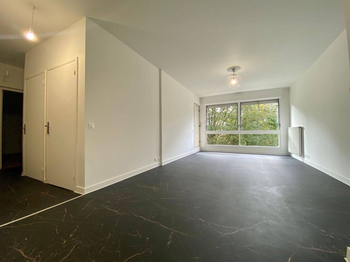 Appartement 3 pièces 77 m² · à Écully · 77 m² · 1 200 €/mois