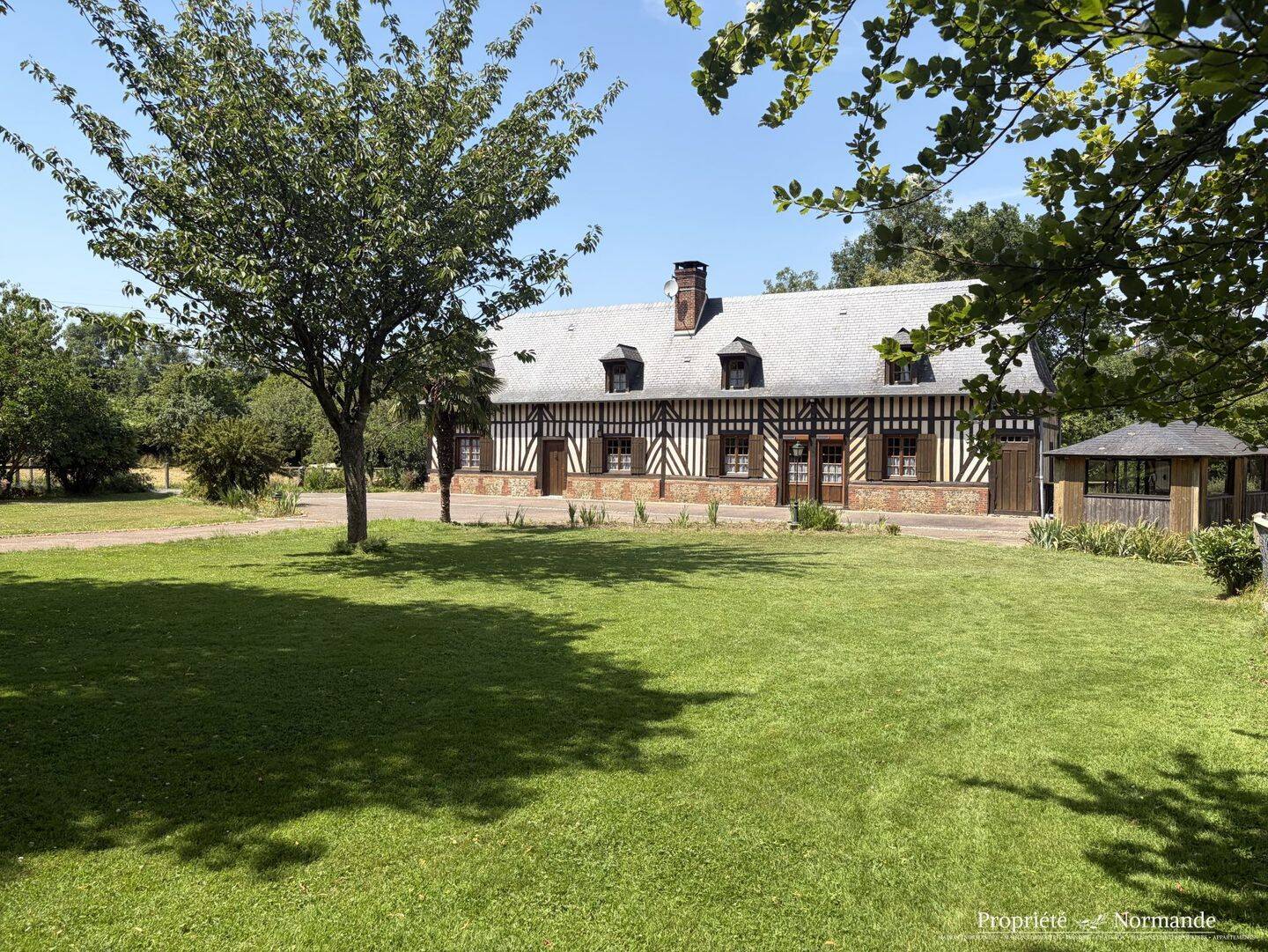 Maison 7 pièces 172 m² · à Pont-Audemer · 172 m² · 350 000 €