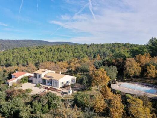 Villa à vendre 749 000 € 9 pièces 6 chambres 235 m² 91 000 m² de terrain Tavernes 83670
