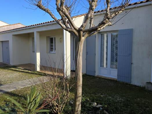 Maison à vendre 325 400 € 4 pièces 3 chambres 89 m² 330 m² de terrain La Brée-les-Bains 17840