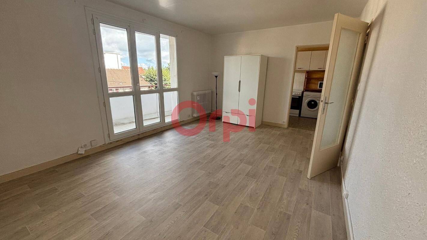 Appartement 1 pièce 33 m² · à Limoges · 33,1 m² · 390 €