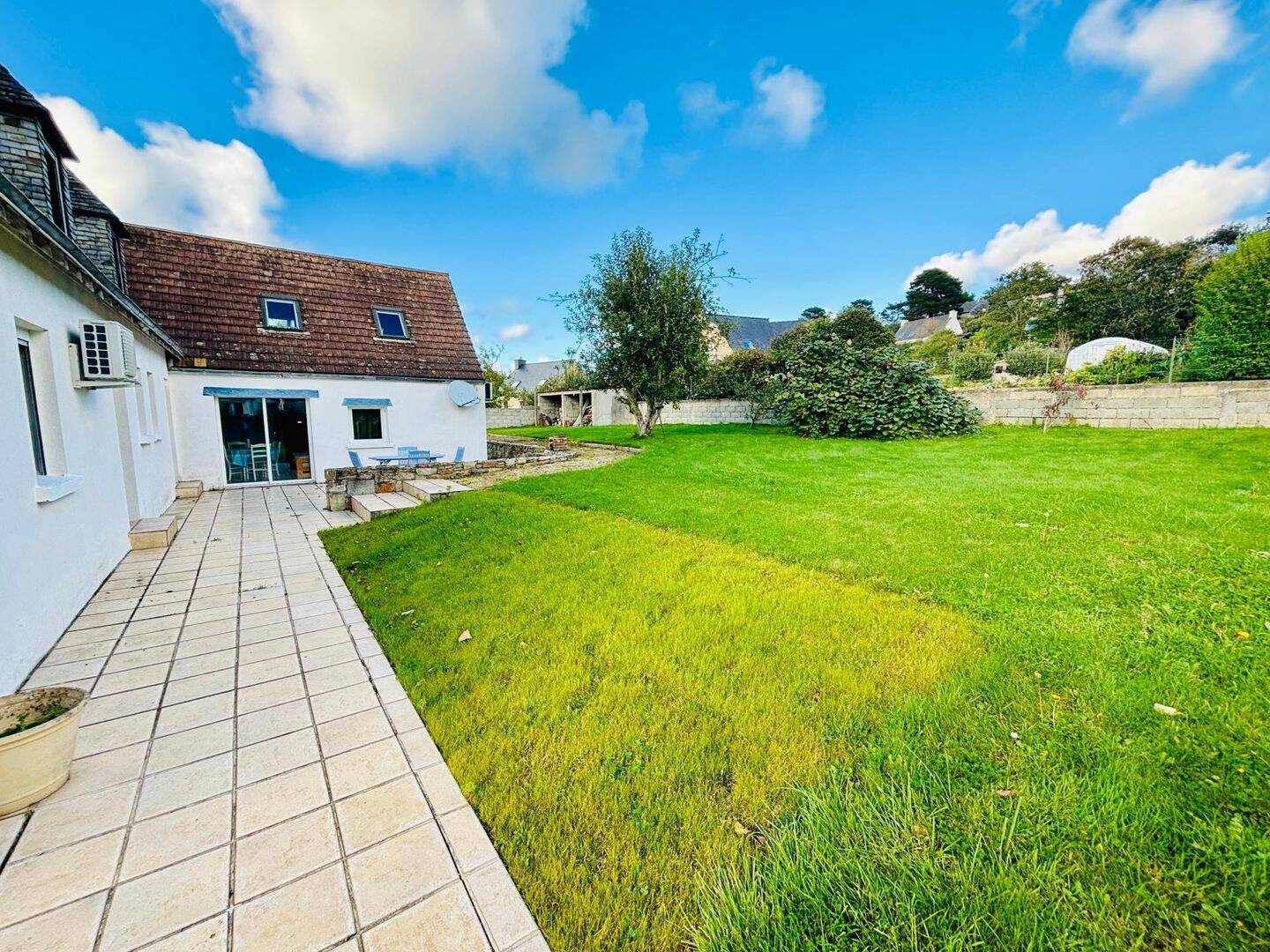 Maison 10 pièces 198 m² · à Pleumeur-Bodou · 198 m² · 395 000 €