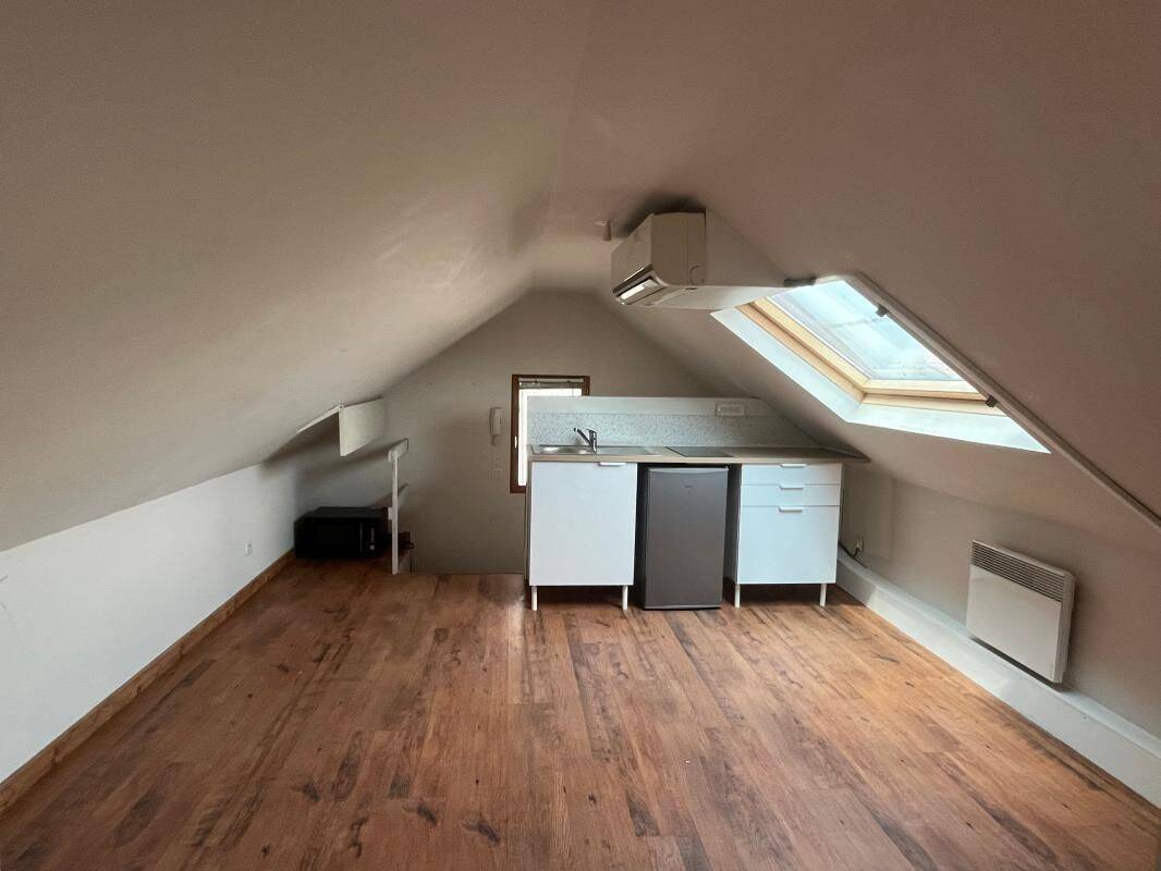 Appartement 1 pièce 11 m² · à Reims · 11 m² · 380 €