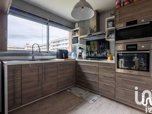 Appartement à vendre 142 000 € 3 pièces 2 chambres 63 m² Étage 2/2 Jade Longjumeau 91160