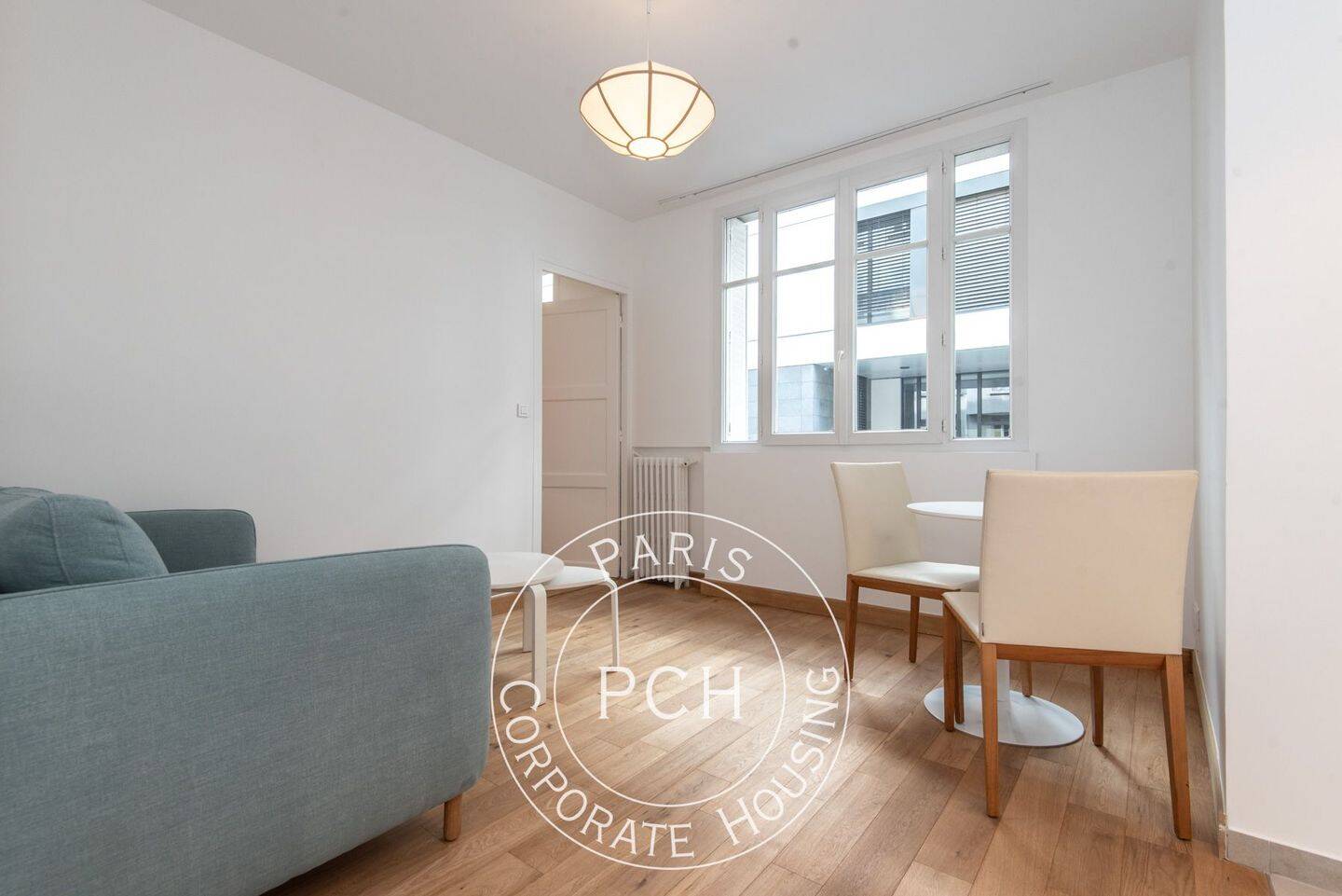 Appartement 2 pièces 37 m² · à Paris 15ème Arrondissement · 37 m² · 1 900 €/mois