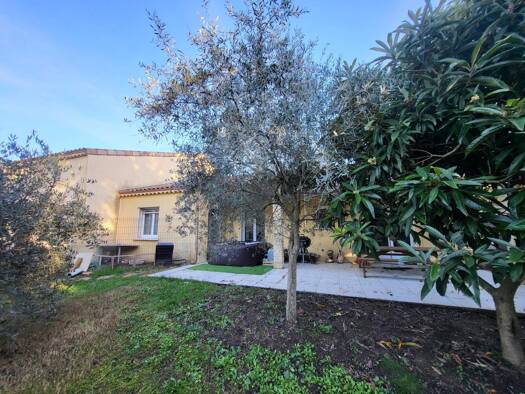 Maison de plain-pied à vendre 211 000 € 5 pièces 3 chambres 93 m² 789 m² de terrain Saint-Paul-le-Jeune 07460