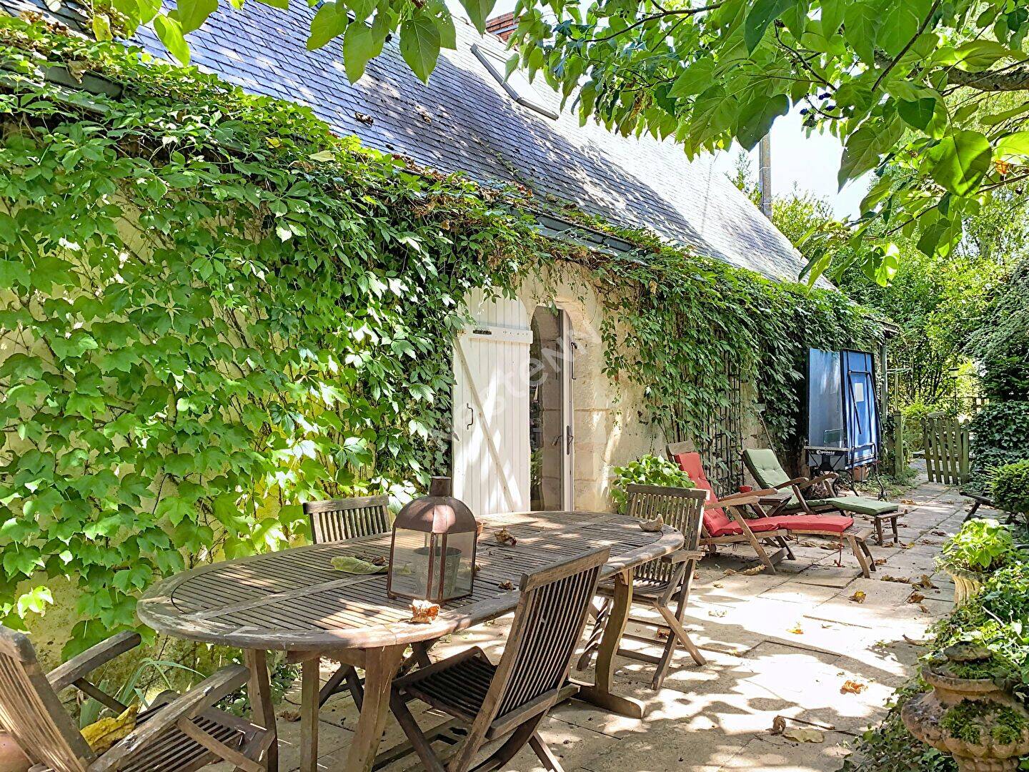 Maison 7 pièces 176 m² · à Cantenay-Épinard · 176 m² · 542 000 €
