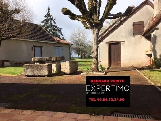 Maison à vendre 117 000 € 5 pièces 3 chambres 135 m² 1 770 m² de terrain Étréchy 18800