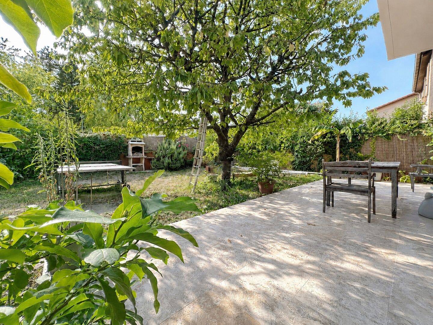 Maison 6 pièces 101 m² · à Rillieux-la-Pape · 101 m² · 379 000 €