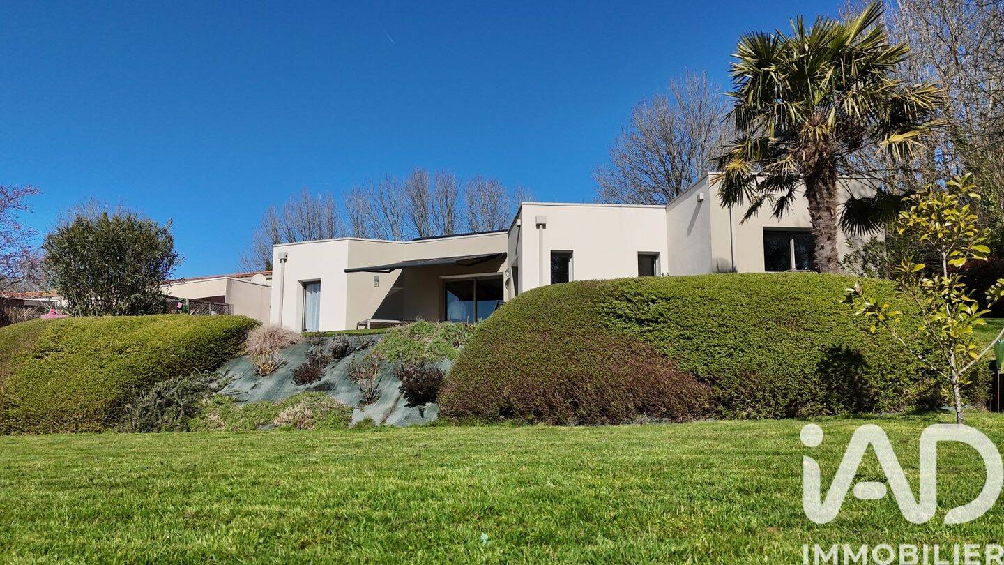 Maison 4 pièces 123 m² · à Pouzauges · 123 m² · 370 000 €