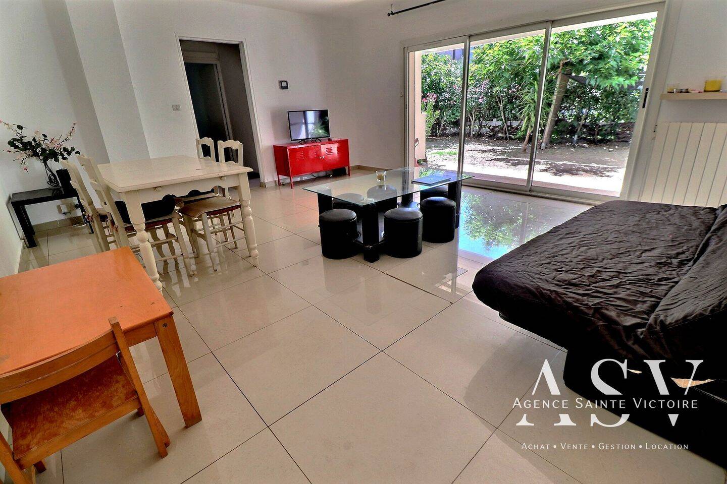 Appartement 5 pièces 92 m² · à Aix-en-Provence · 92 m² · 299 000 €