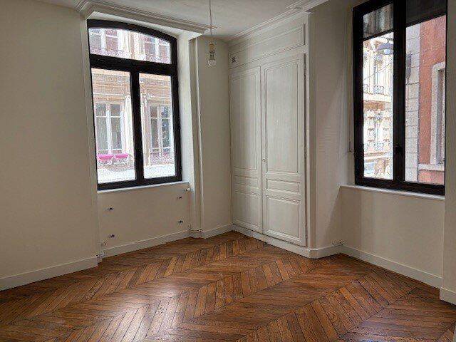 Appartement 3 pièces 77 m² · à Lyon 2ème Arrondissement · 77 m² · 1 295 €/mois