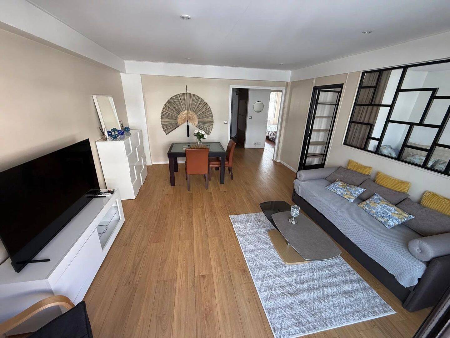 Appartement 3 pièces 65 m² · à Antibes · 65 m² · 1 513 €