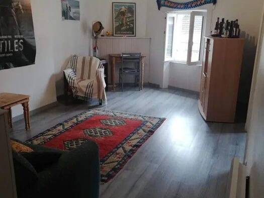 Appartement à louer - logement étudiant 500 € 2 pièces 1 chambre 42 m² 3ème étage Pau 64000